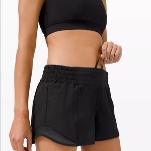 Lululemon Hotty Hot Shorts in Black